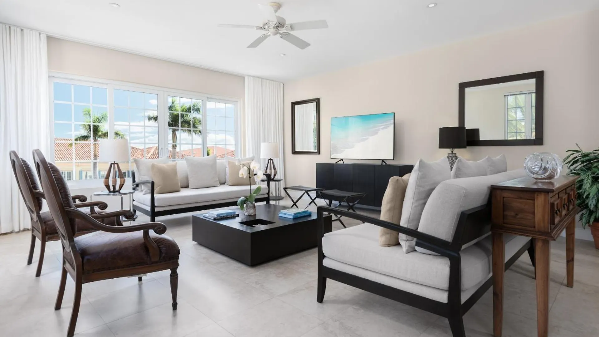 One Grace Bay Townhomes 205 - 2 Br The Bight Settlements